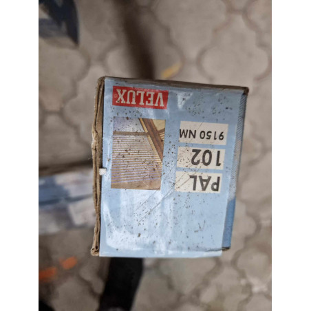 Velux - vnútorné žalúzie a vnútorná roleta PFL C04 4000  + PAL C04 7001Z + PAL 102 9150 NW